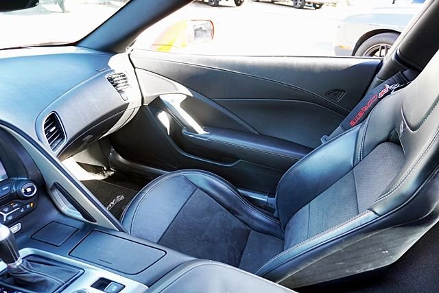 Used 2014 Chevrolet Corvette Stingray Coupe w/ 2LT Preferred Equipment Group image 23