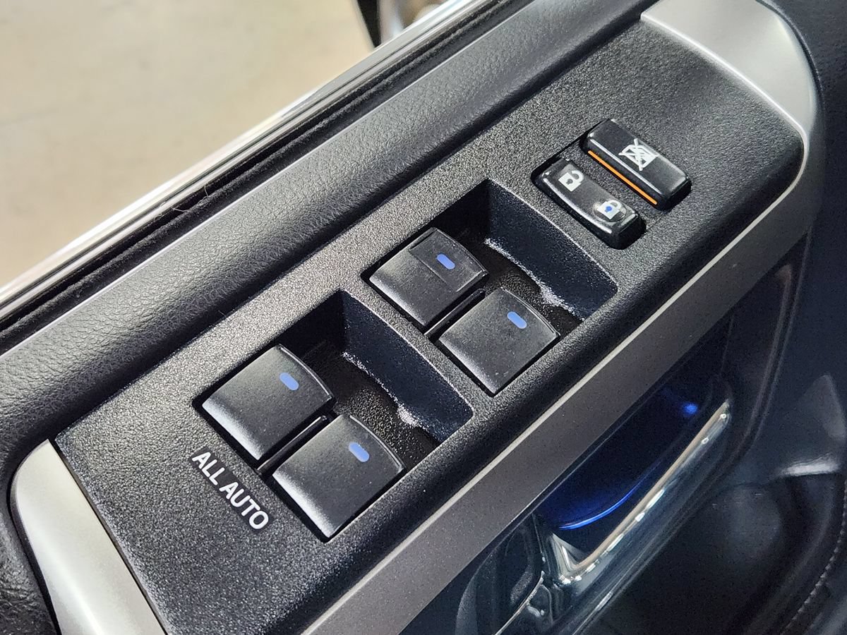 Used 2015 Toyota 4Runner Limited RWD image 43