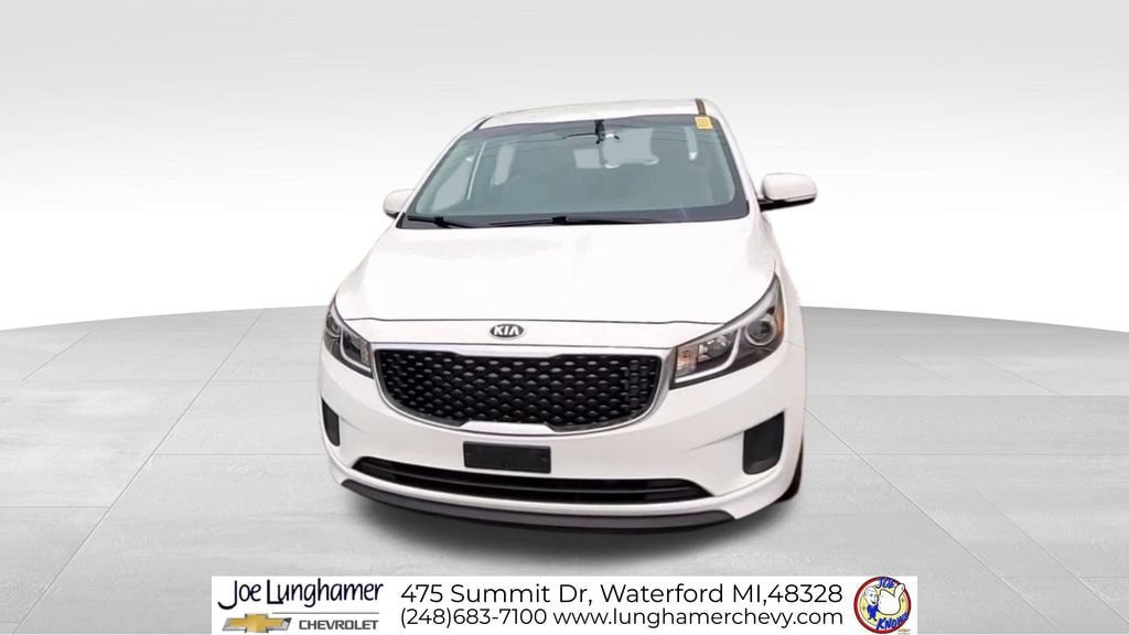 Used 2018 Kia Sedona L FWD video 3