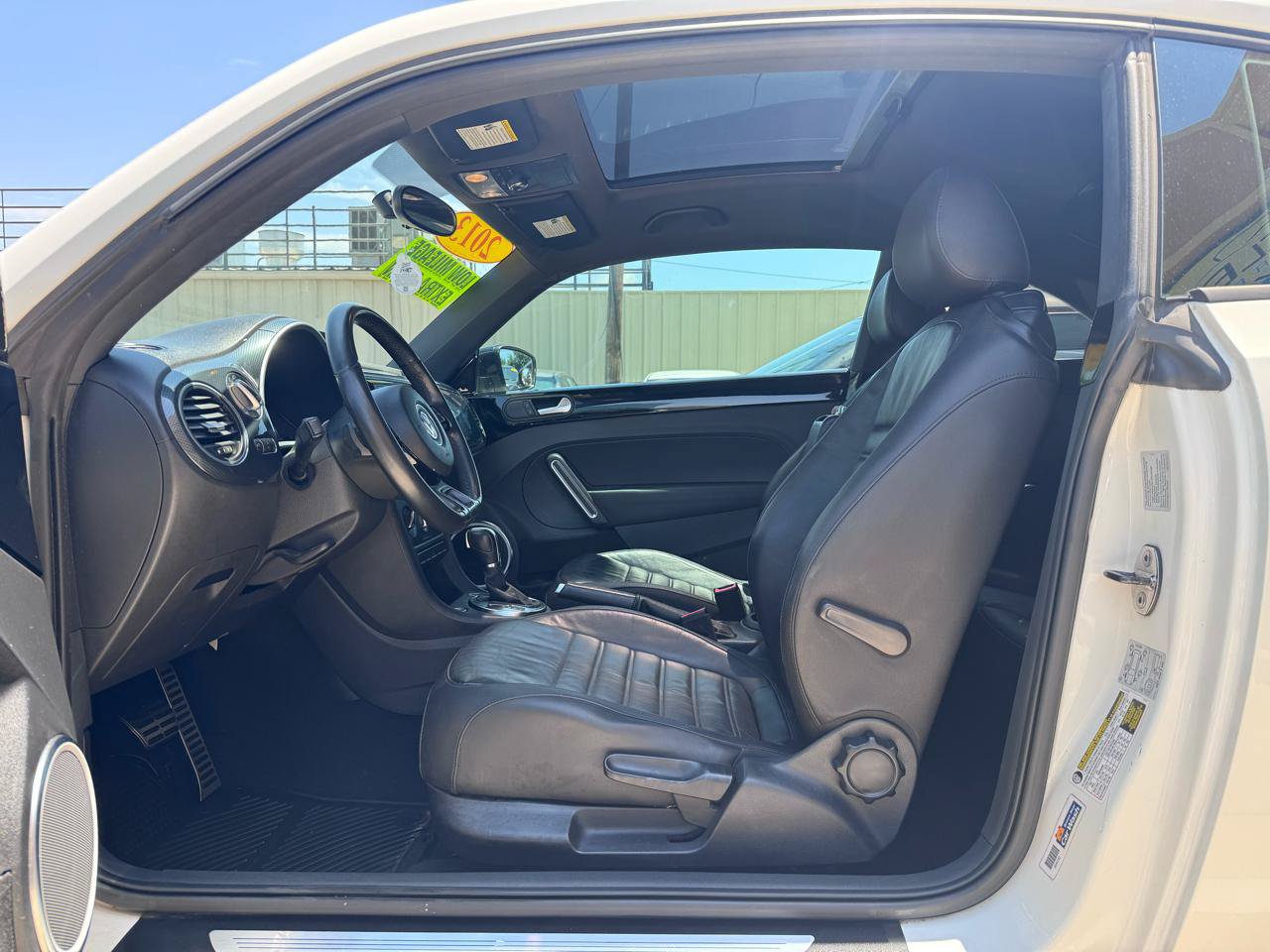 Used 2013 Volkswagen Beetle 2.0T FWD image 14