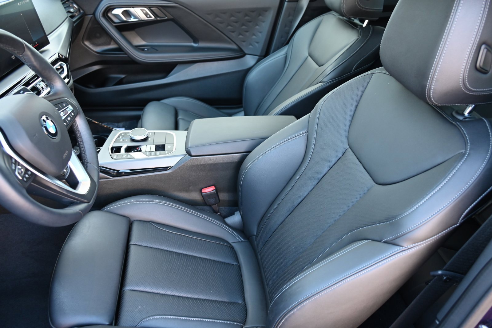 Certified 2023 BMW 230i Coupe w/ Premium Package image 10