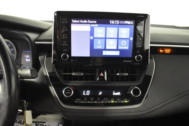 Used 2021 Toyota Corolla SE FWD image 16