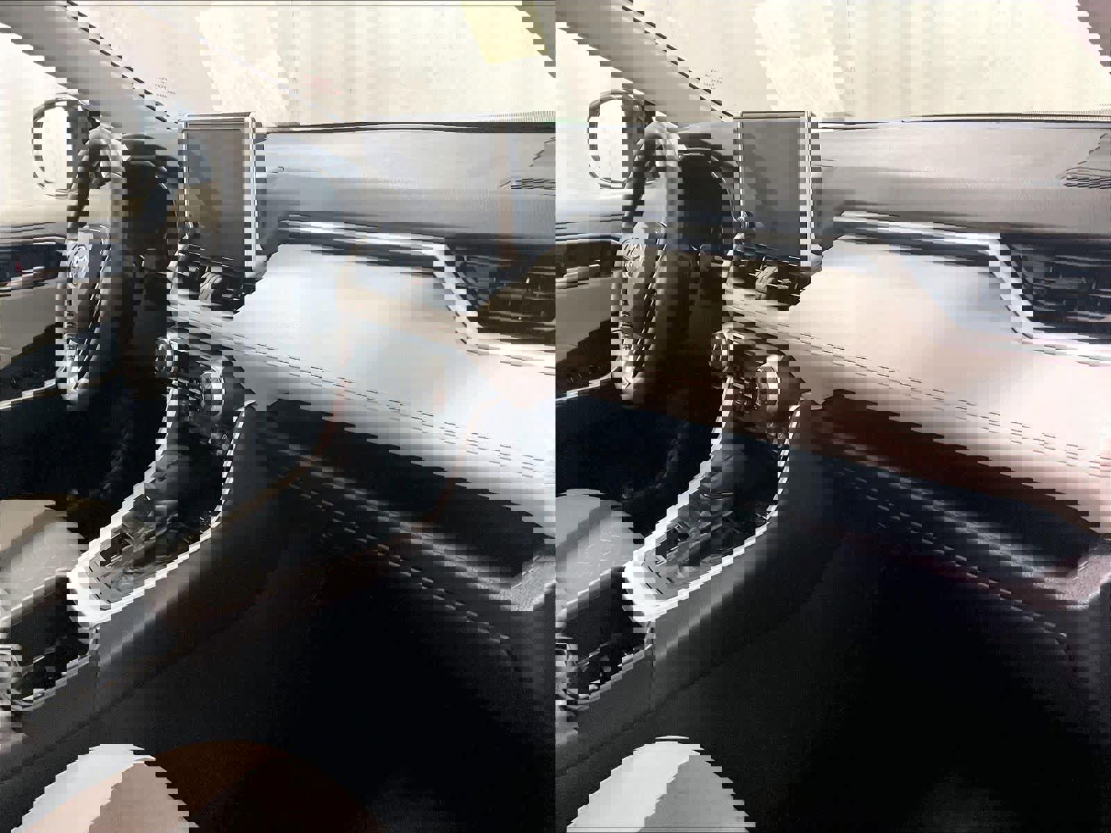 Used 2025 Toyota RAV4 XLE image 14