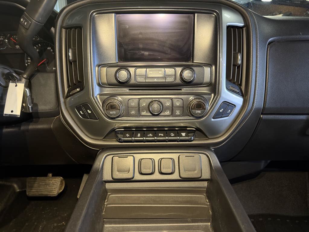 Used 2019 Chevrolet Silverado 2500 LTZ w/ Midnight Edition AWD/4WD image 7
