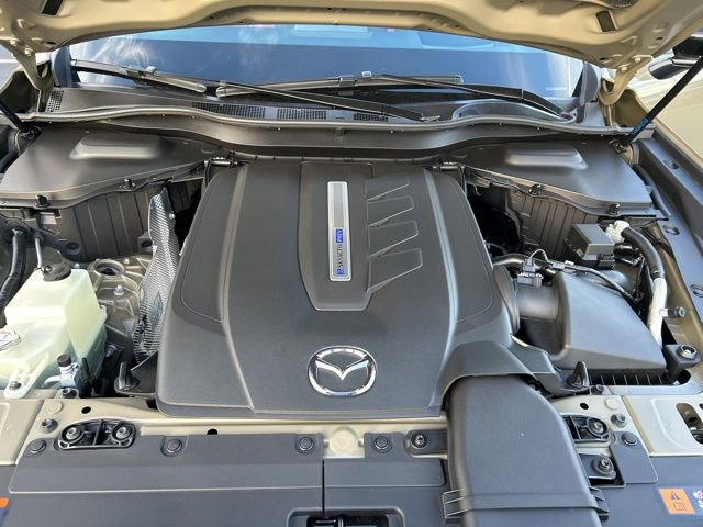 New 2025 MAZDA CX-70 Plug-In Hybrid w/ Premium Plus image 9