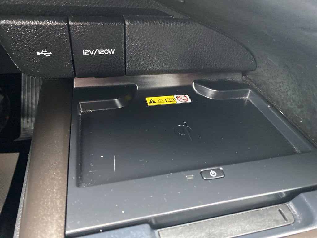 Used 2023 Toyota Camry XSE image 31