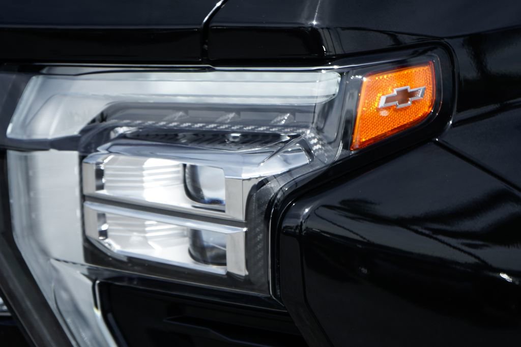 Used 2024 Chevrolet Silverado 2500 LTZ w/ LTZ Premium Package AWD/4WD image 53