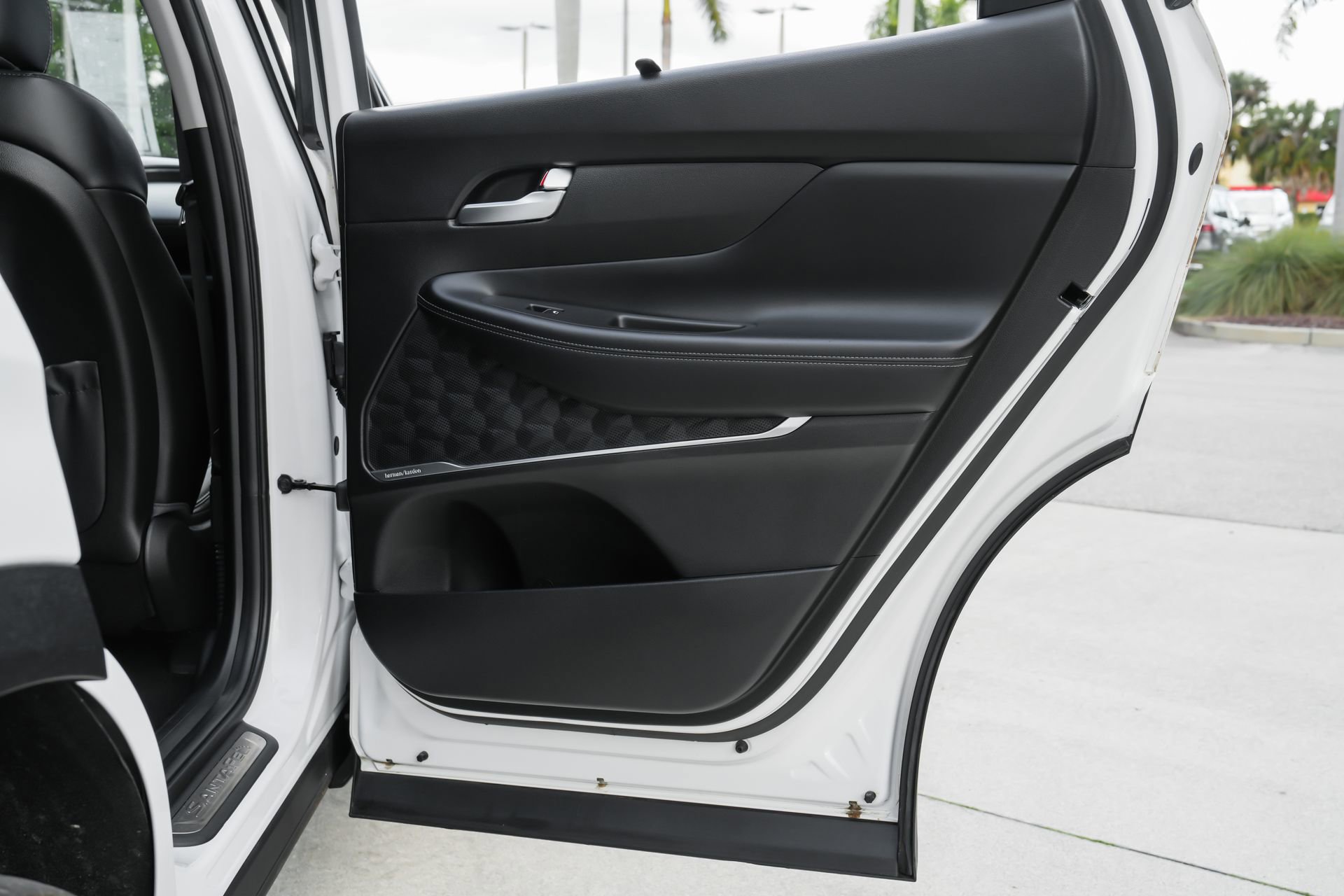 Used 2023 Hyundai Santa Fe SEL Premium w/ Cargo Package image 36