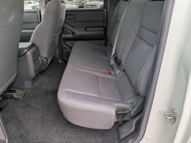 Used 2025 Nissan Frontier S RWD image 25