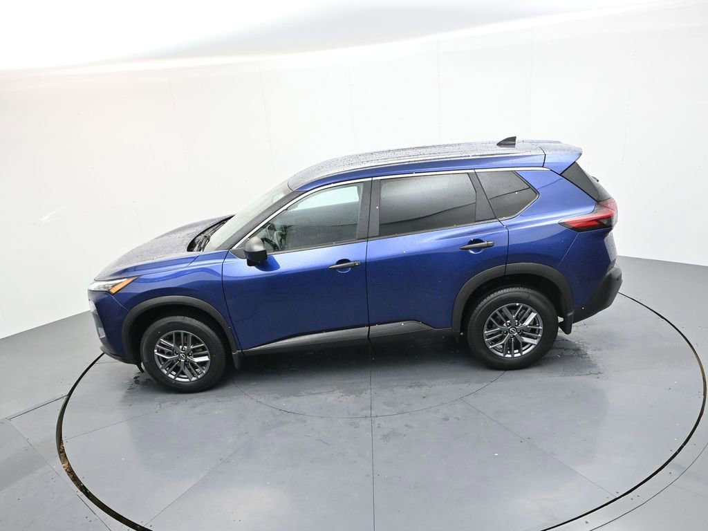 Used 2023 Nissan Rogue S image 21
