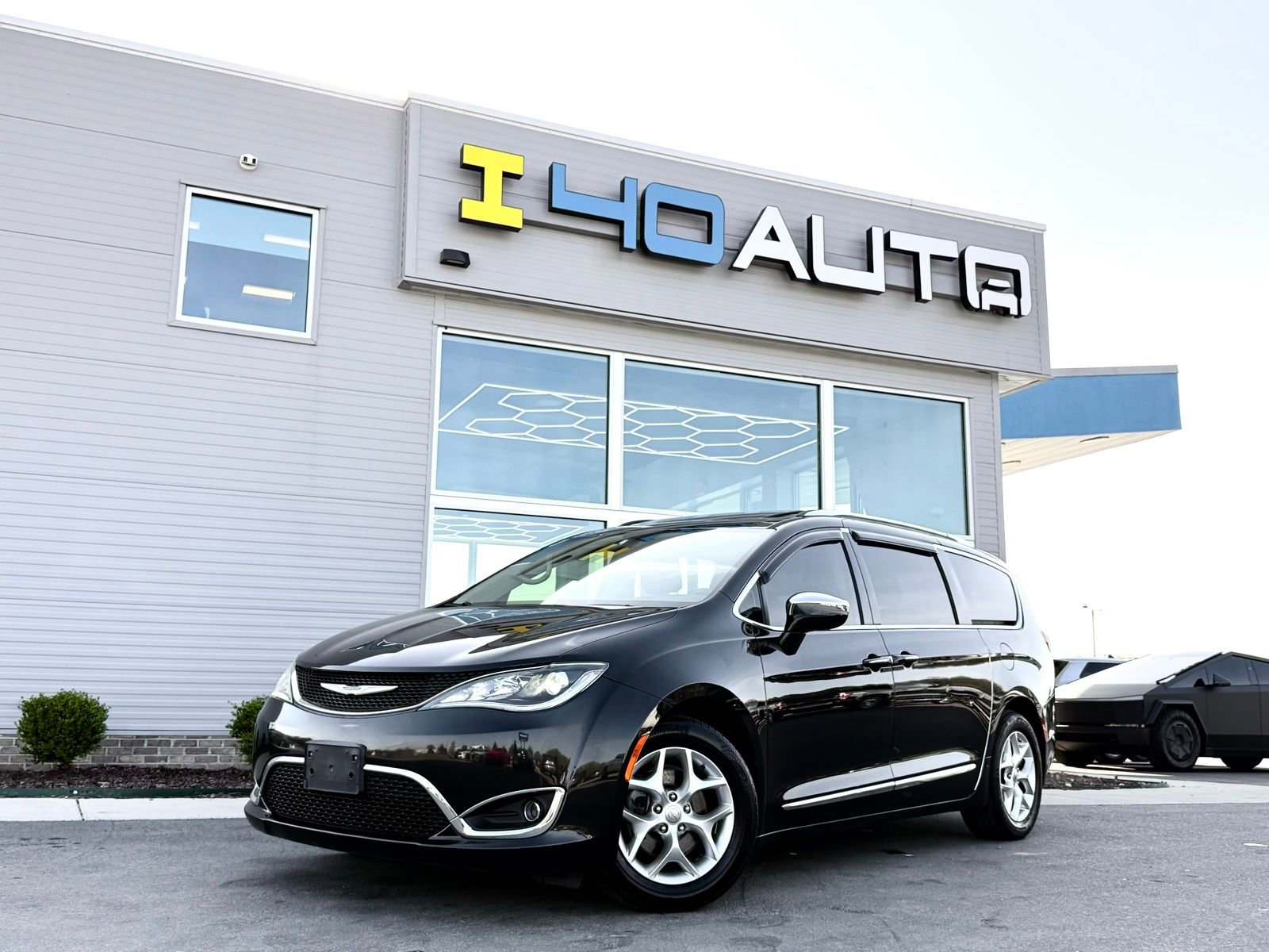 Used 2020 Chrysler Pacifica Limited