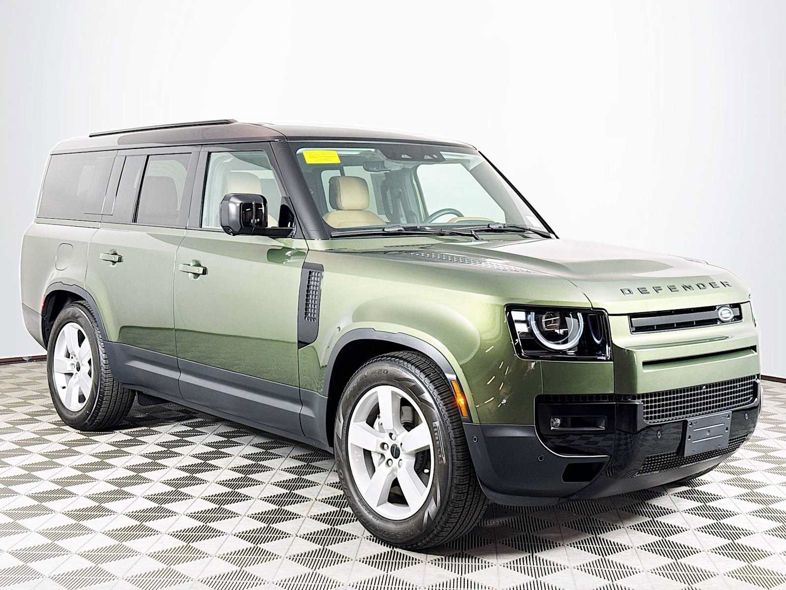 Used 2026 Land Rover Defender 130 S AWD/4WD image 3