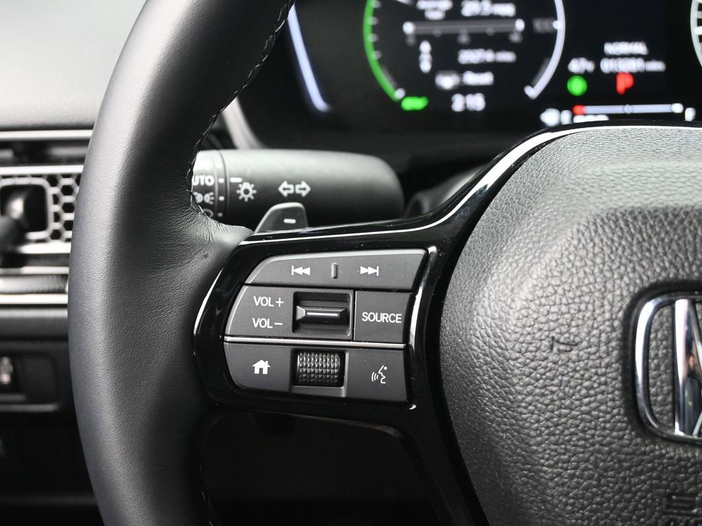 Used 2025 Honda Civic Sport image 11