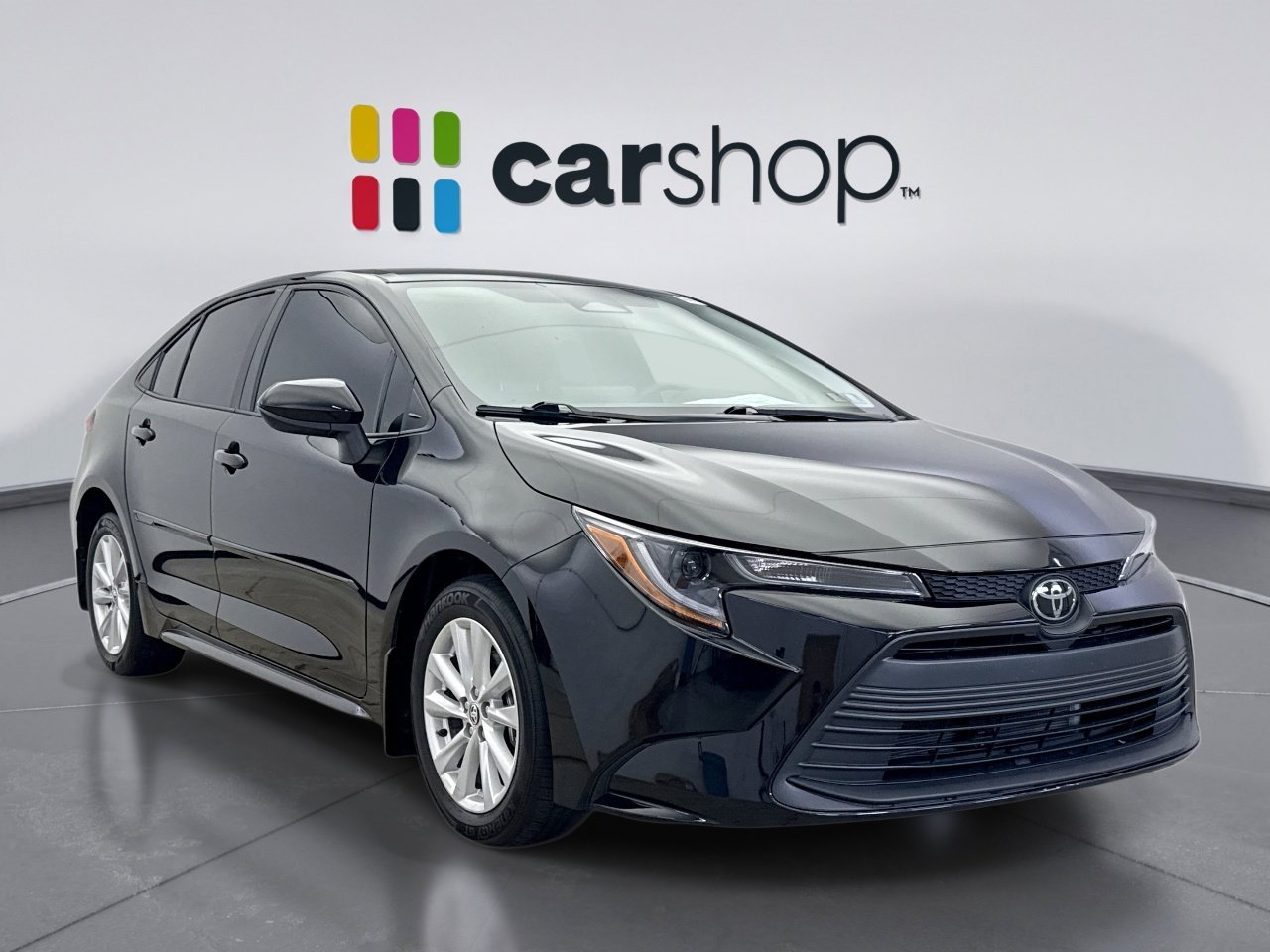 Used 2025 Toyota Corolla LE w/ LE Premium Package image 7