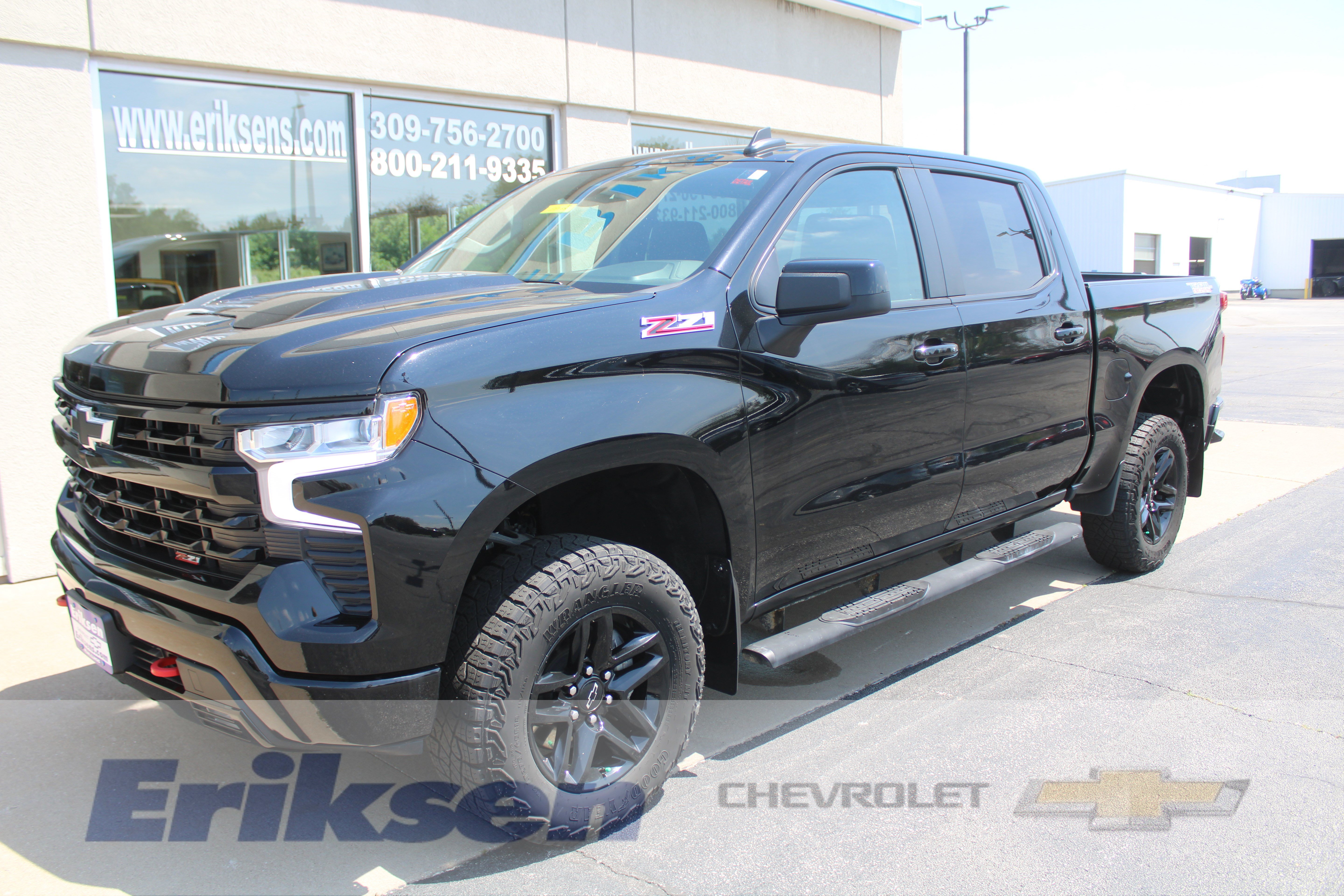 Certified 2024 Chevrolet Silverado 1500 LT Trail Boss AWD/4WD image 1