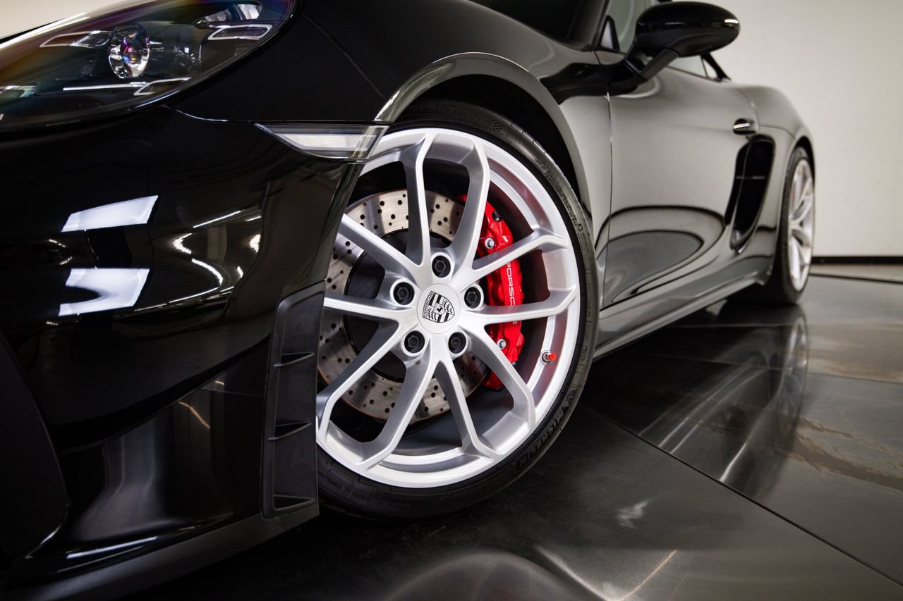 Certified 2022 Porsche 718 Boxster Spyder RWD image 12