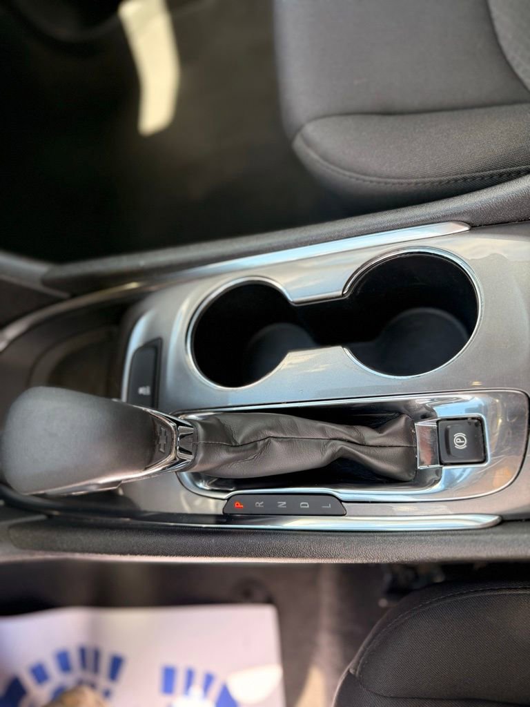 Used 2023 Chevrolet Malibu LT image 16