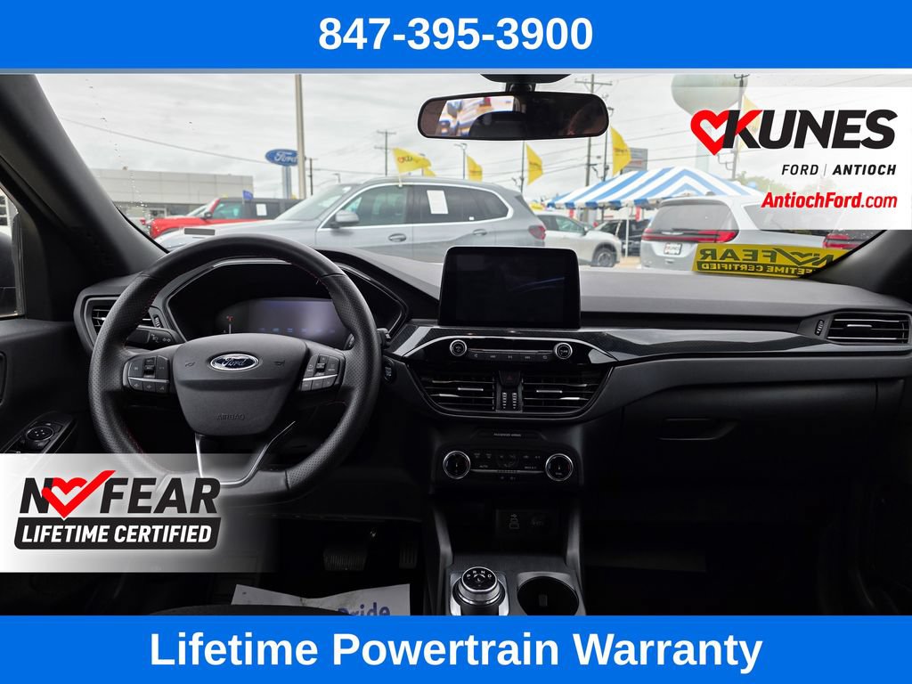 Certified 2025 Ford Escape ST-Line AWD/4WD image 31