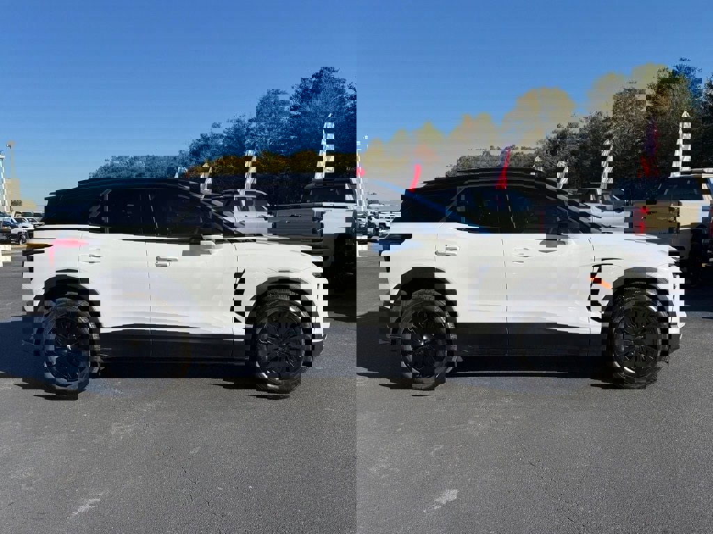 New 2026 Chevrolet Blazer EV LT image 2