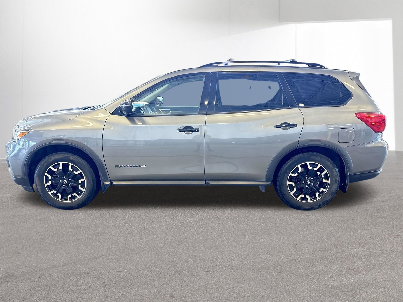 Used 2020 Nissan Pathfinder SL image 30