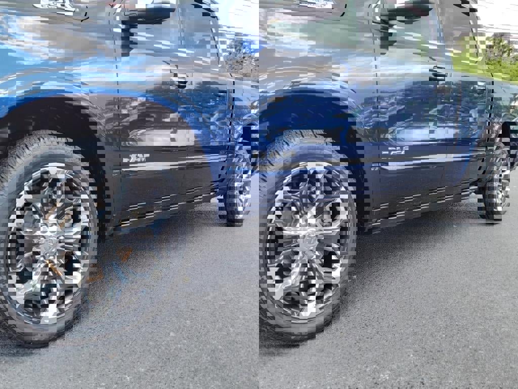 Used 2021 RAM 1500 Limited image 11