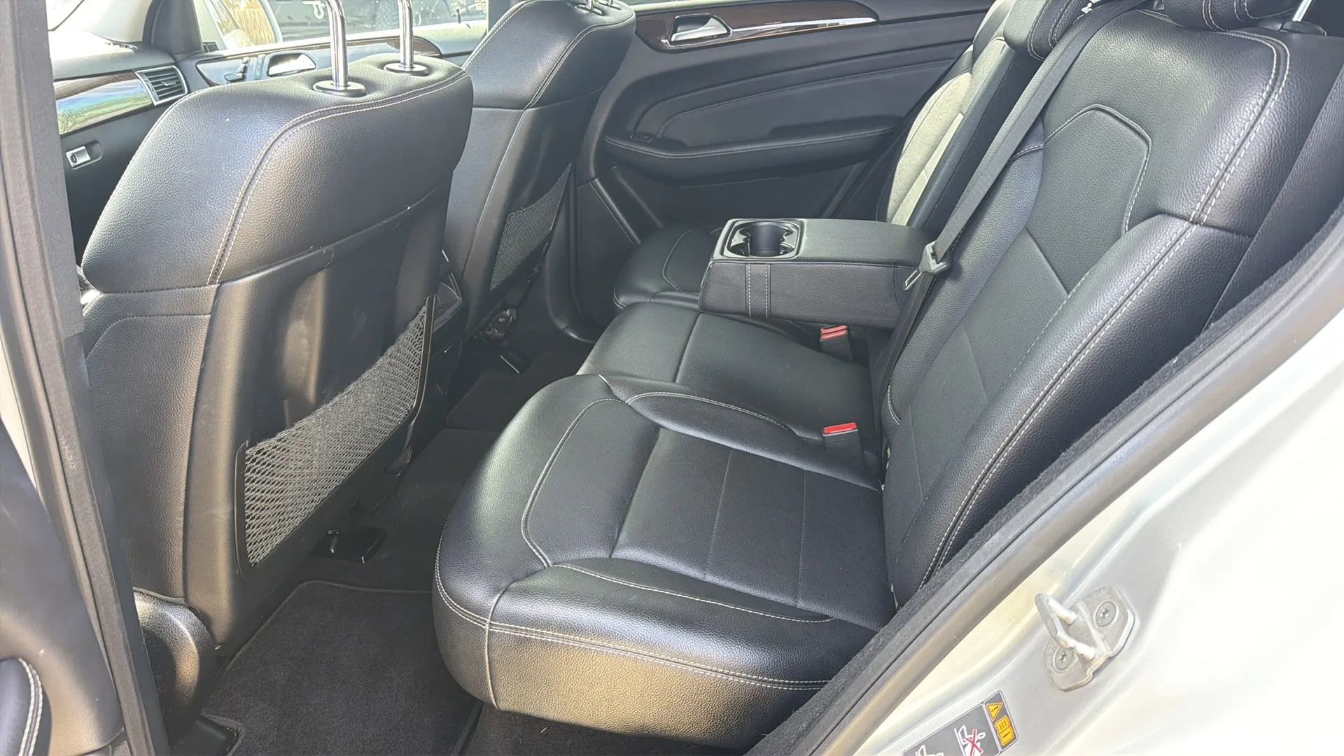 Used 2014 Mercedes-Benz ML 350 ML 350 4MATIC Sport Utility 4D w/ Premium 1 Package image 28