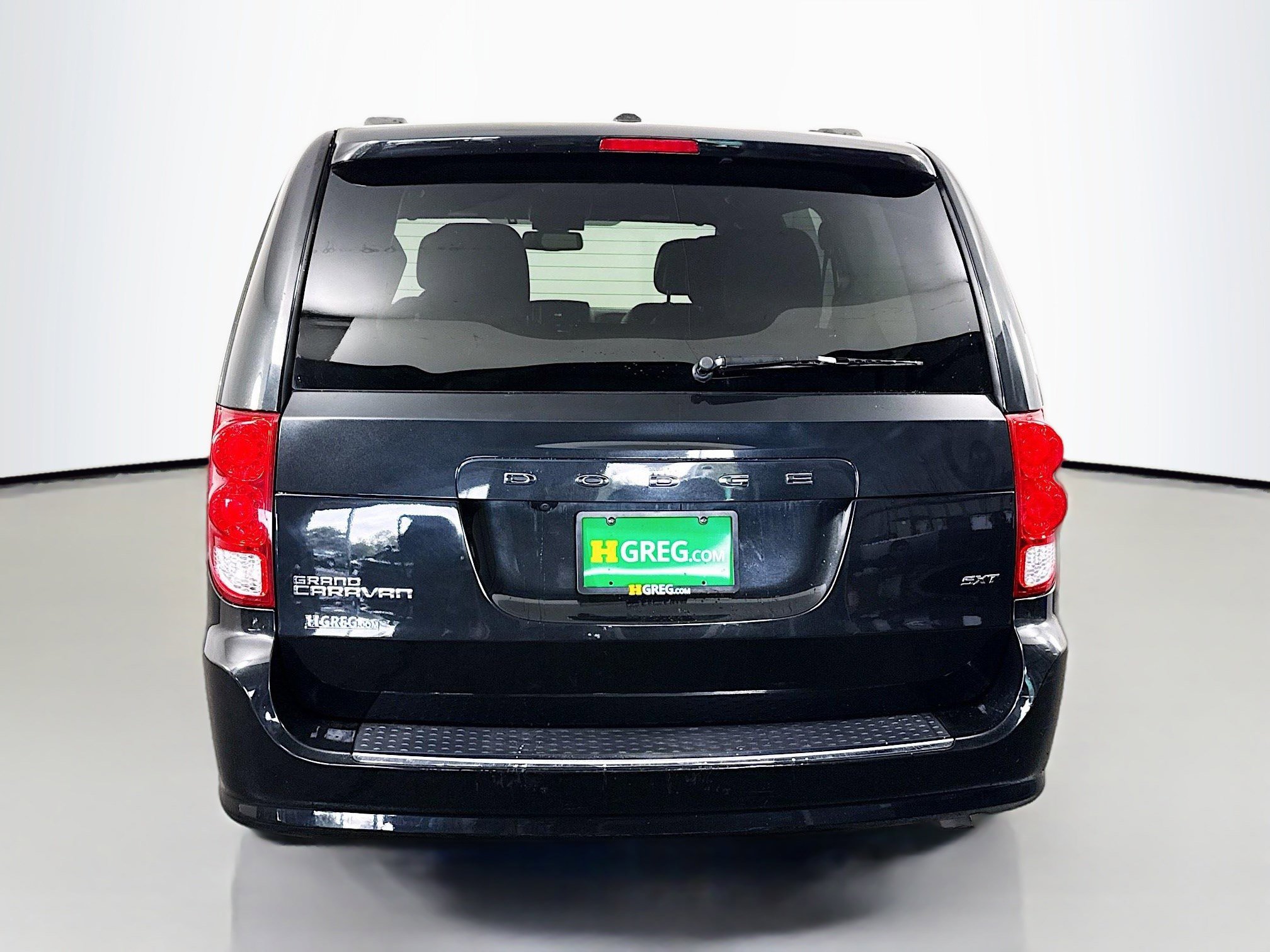 Used 2020 Dodge Grand Caravan SXT image 8