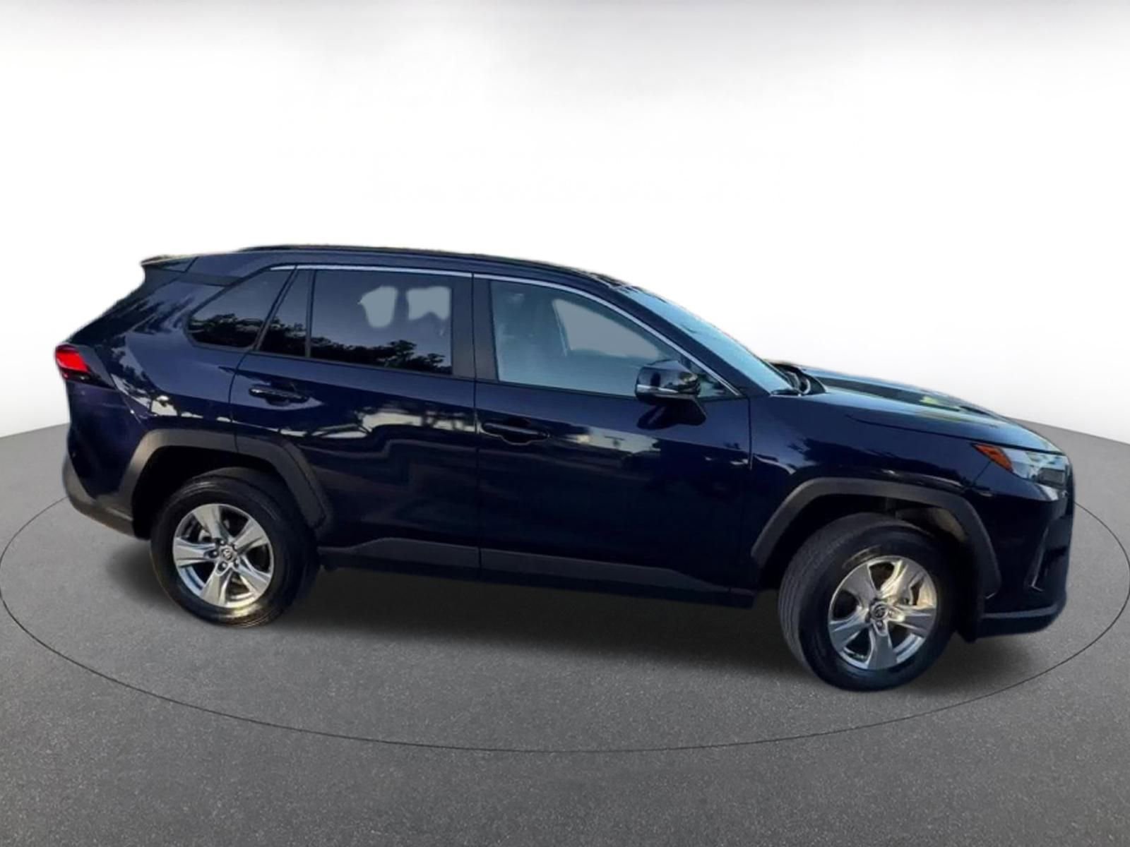 Used 2025 Toyota RAV4 XLE image 16