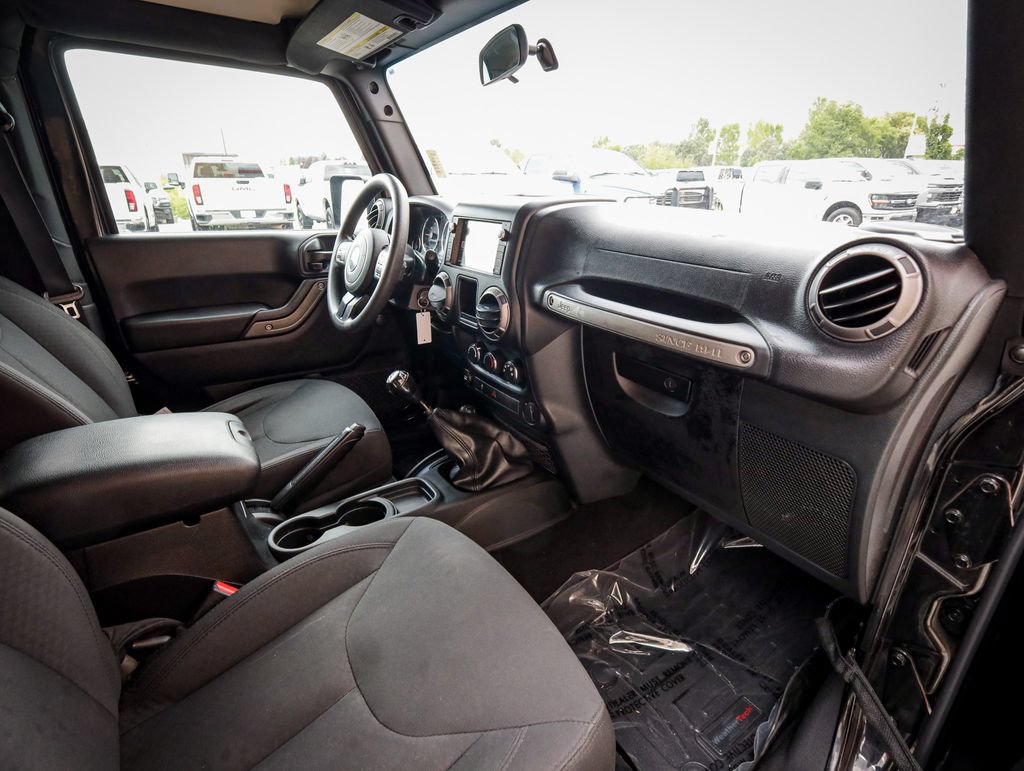 Used 2018 Jeep Wrangler Sport AWD/4WD image 20