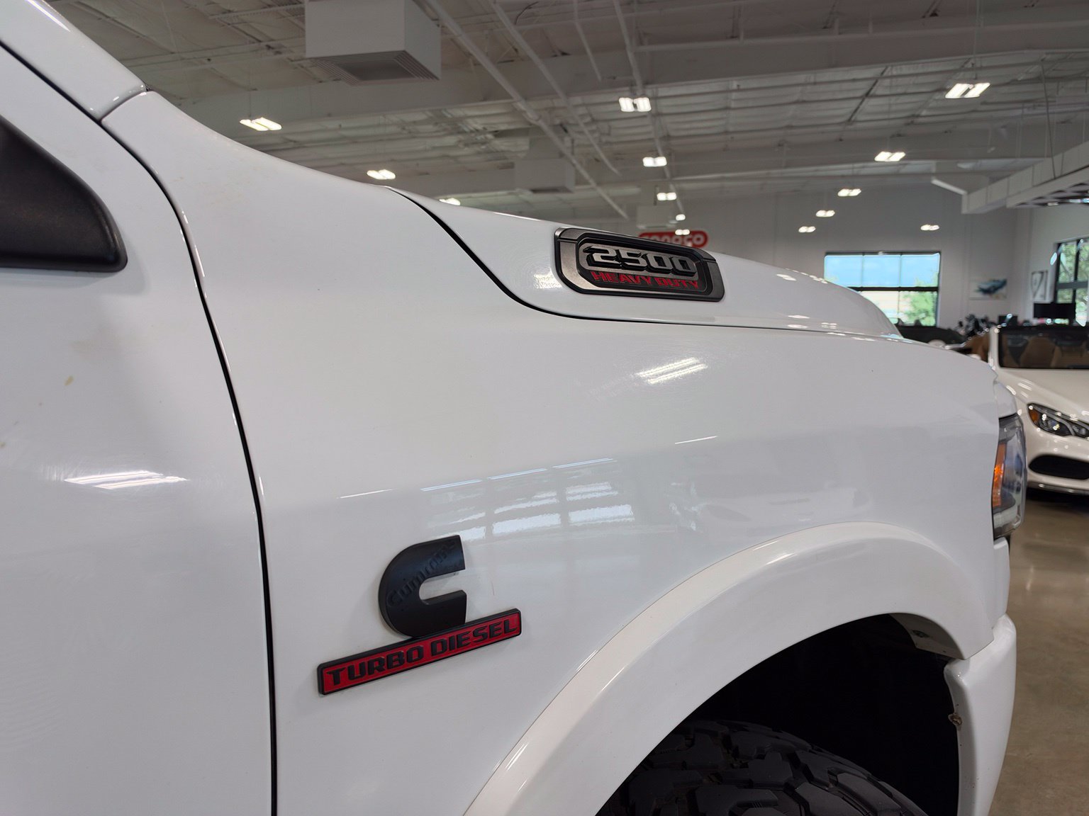 Used 2022 RAM 2500 Laramie w/ Night Edition AWD/4WD image 9