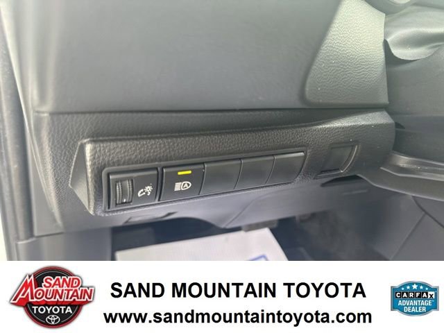 Used 2024 Toyota Corolla XSE FWD image 15