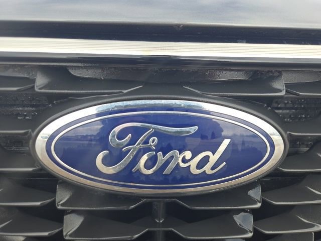 Used 2025 Ford Escape Platinum image 13