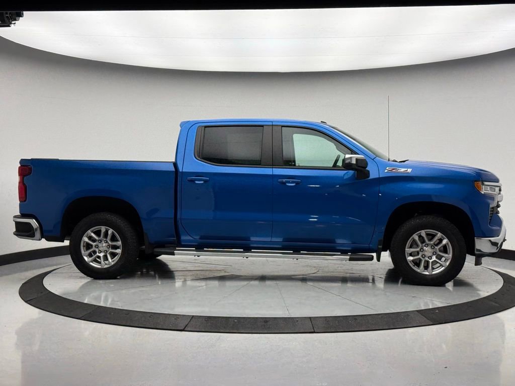 Used 2024 Chevrolet Silverado 1500 LT image 8