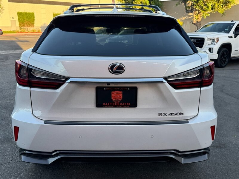 Used 2018 Lexus RX 450h AWD w/ Premium Package image 13