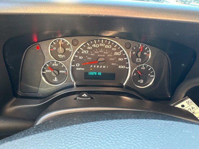 Used 2025 GMC Savana 2500 w/ Driver Convenience Package RWD image 13