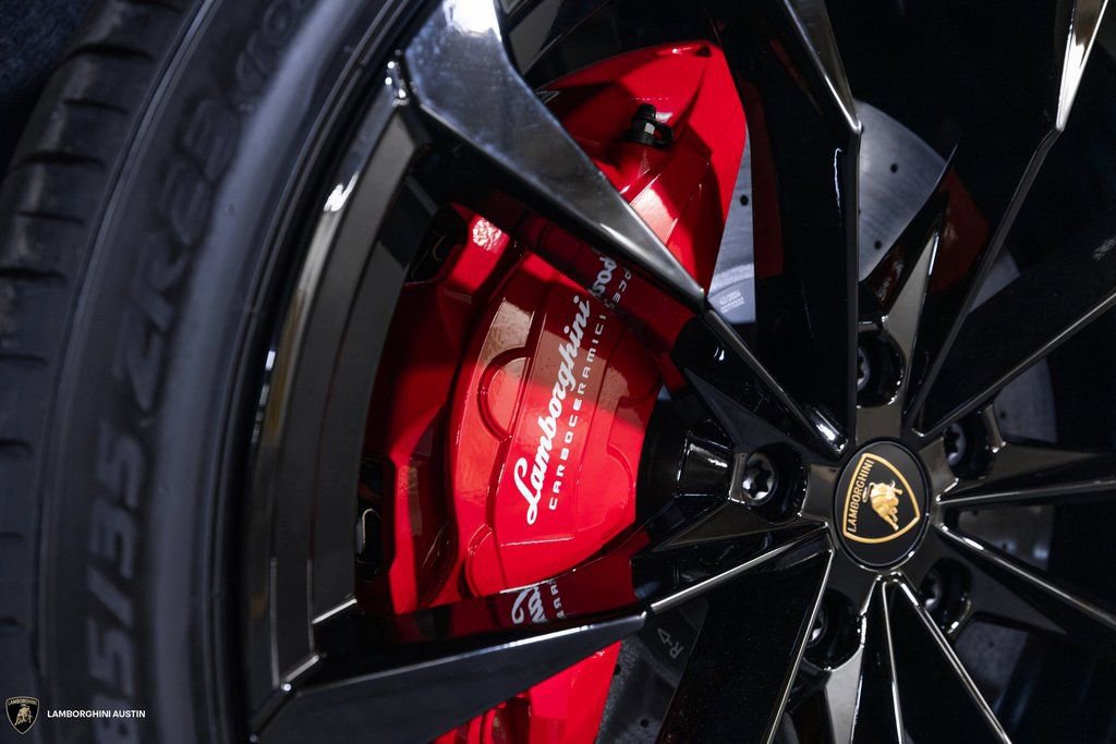 Used 2024 Lamborghini Urus S AWD/4WD image 19