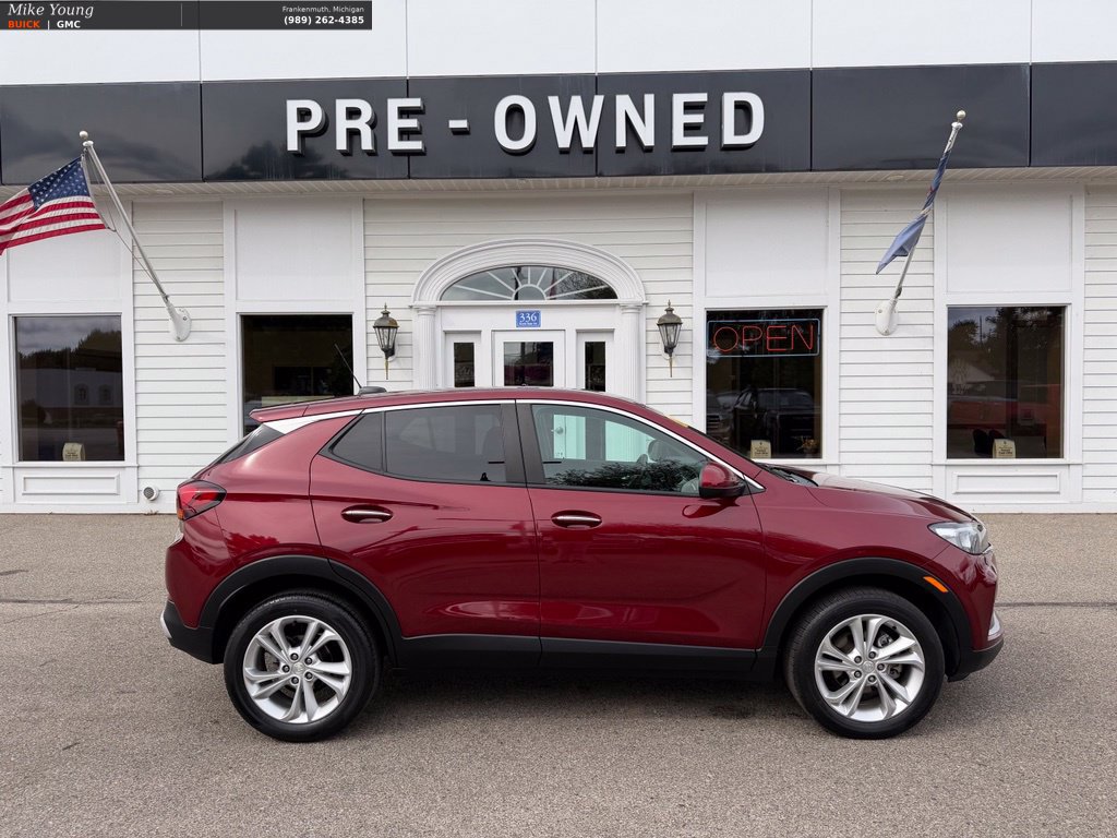 Used 2023 Buick Encore GX Preferred w/ Cold Weather Comfort Package AWD/4WD image 4