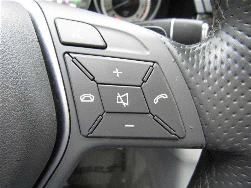 Used 2015 Mercedes-Benz E 350 Sedan w/ Premium 1 Package image 15