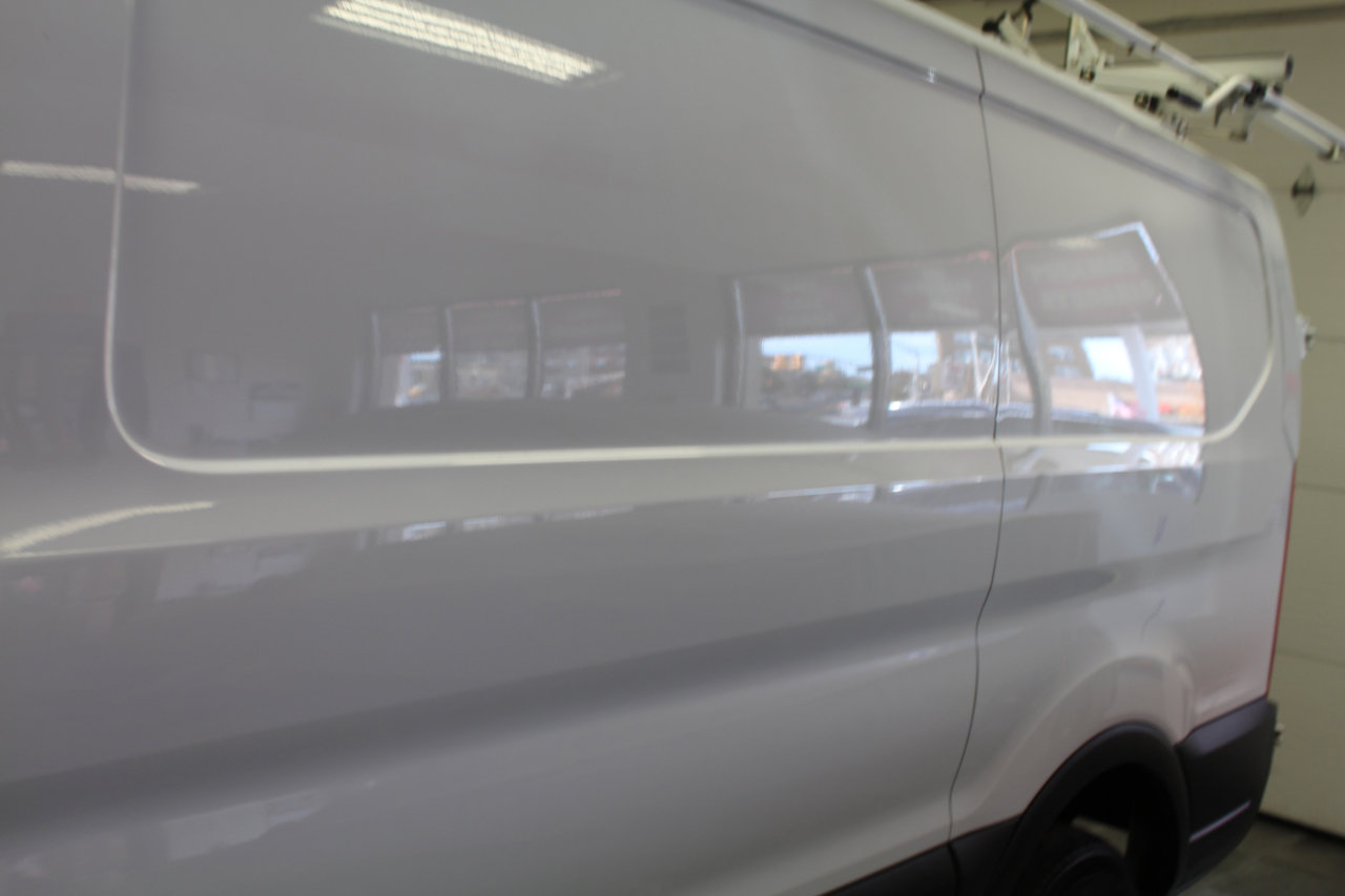 Used 2018 Ford Transit 250 130 Low Roof image 35