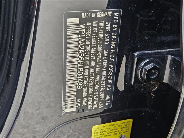 Used 2017 Porsche Macan image 24