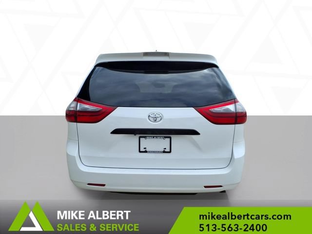 Used 2020 Toyota Sienna L FWD image 6