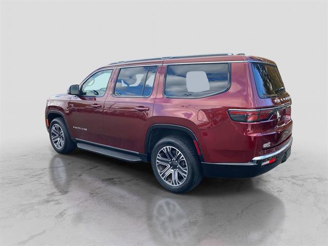 Used 2024 Jeep Wagoneer 4WD w/ Premium Group I image 3