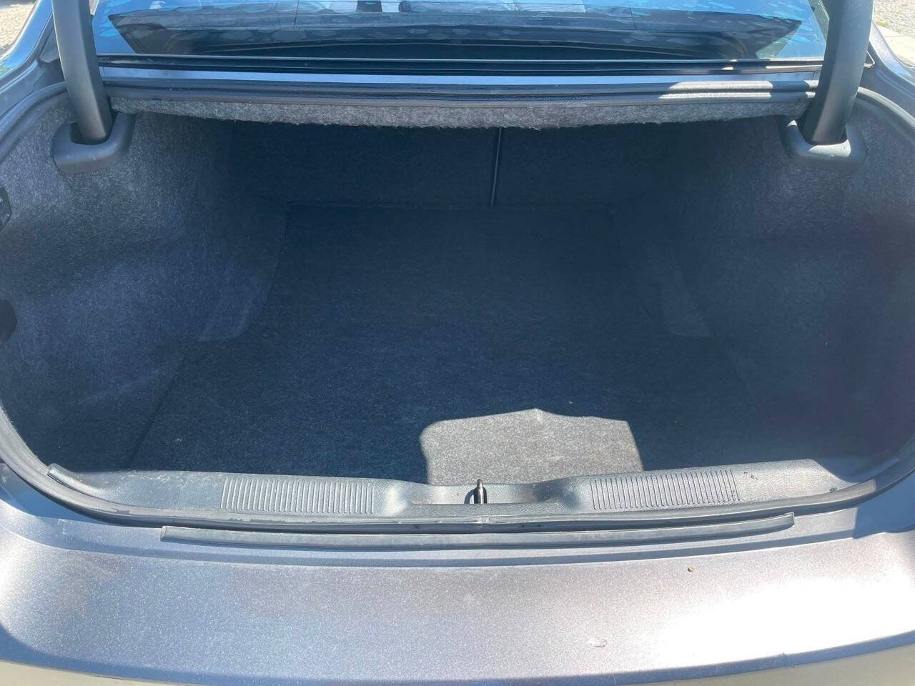 Used 2014 Dodge Charger SE RWD image 7