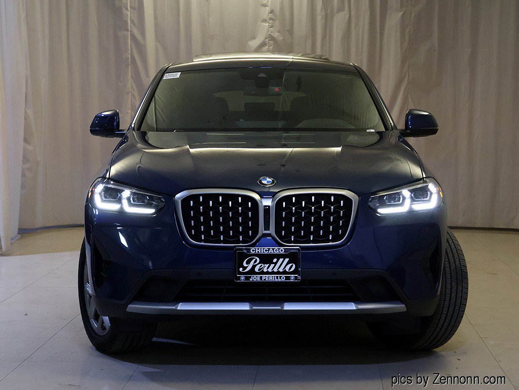 Used 2025 BMW X4 xDrive30i w/ Premium Package image 5
