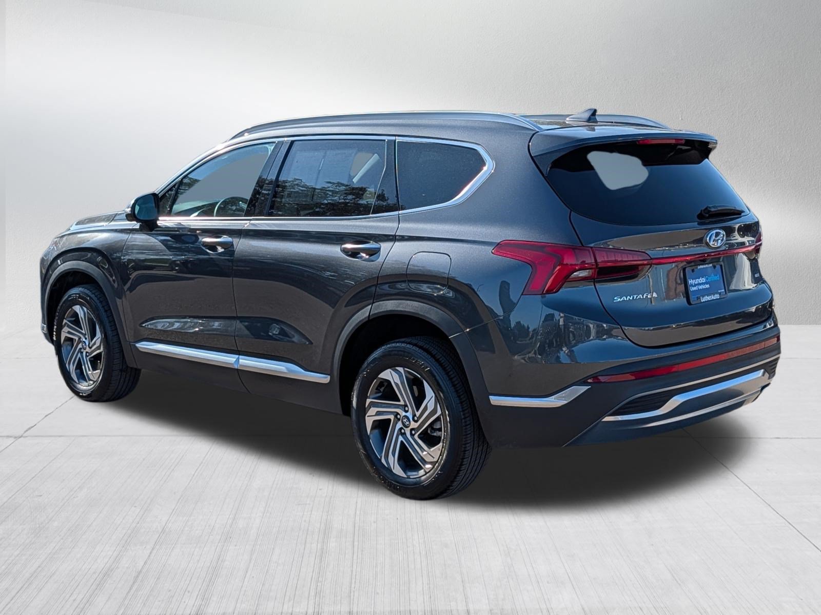 Certified 2023 Hyundai Santa Fe SEL w/ Premium Package AWD/4WD image 5