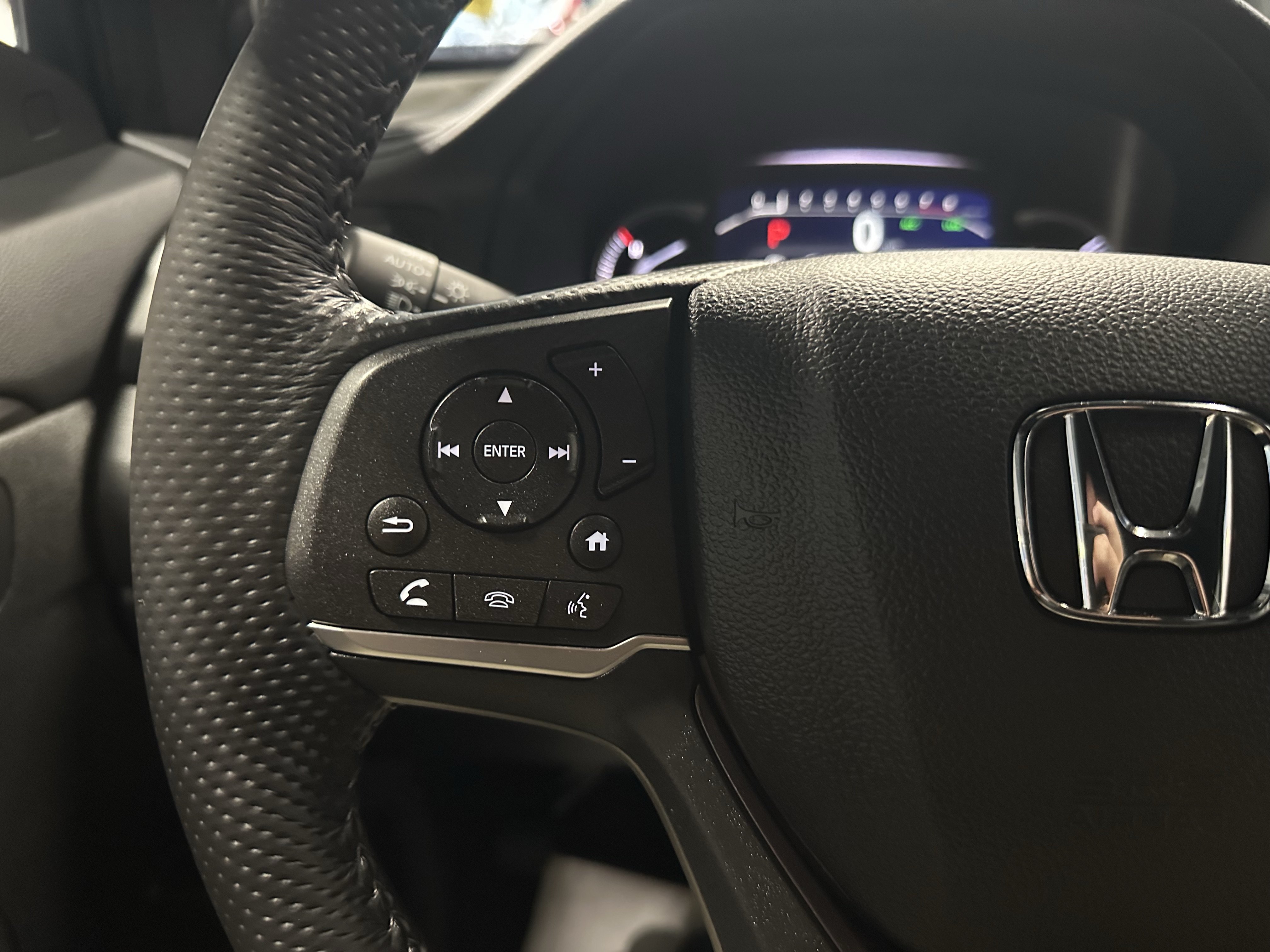 Used 2024 Honda Passport EX-L image 14
