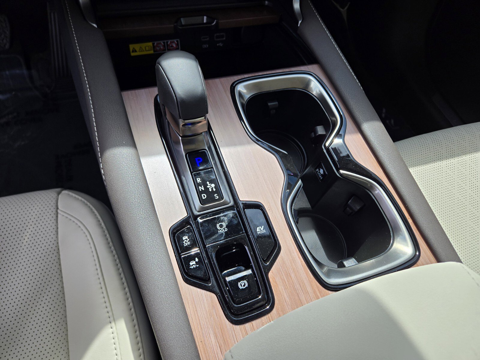 New 2026 Lexus RX 350h AWD/4WD image 13