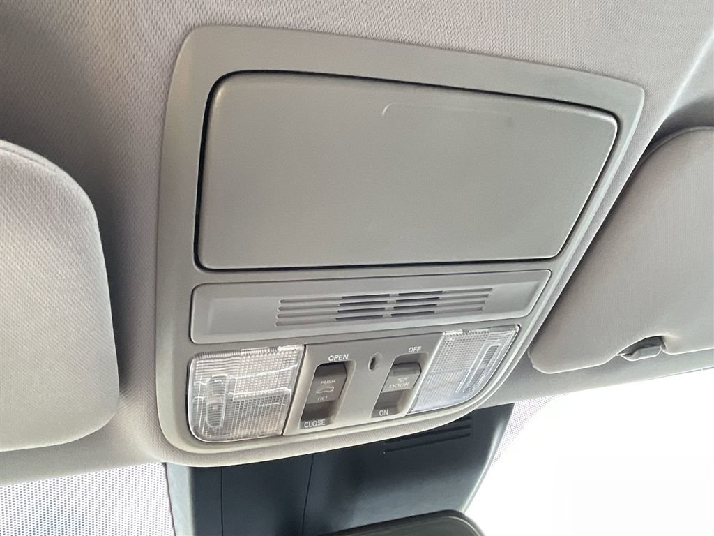 Used 2019 Honda CR-V EX image 33