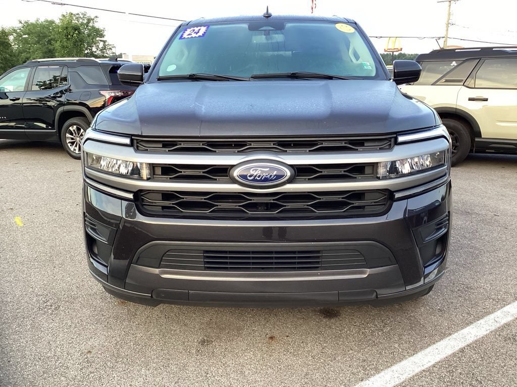 Used 2024 Ford Expedition Max XLT
