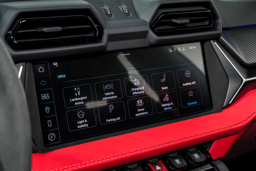 Used 2025 Lamborghini Urus S AWD/4WD image 27
